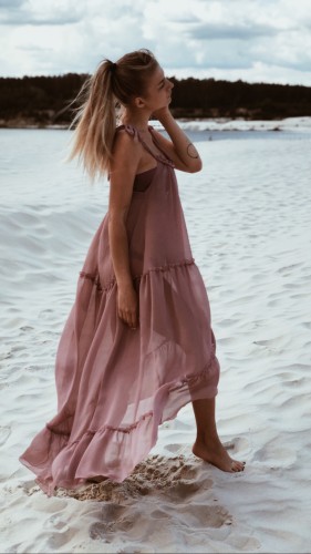 D253DB60-D663-4B78-88DE-9A87374667CE