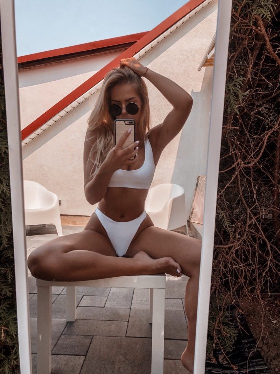 5E3AD3F9-5021-4A5C-AD53-D5B5306E7146