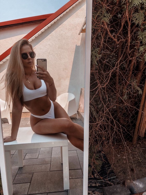 6ECEF36B-ABDB-4E12-BAA7-6258C0383F32