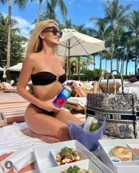 BLACK BANDAGE GÓRA BIKINI